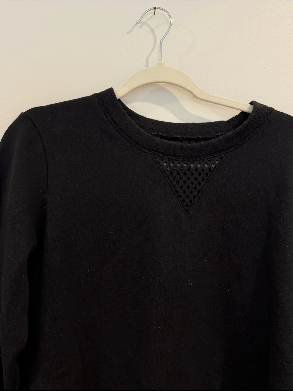 Alo Yoga Black Sweatshirt Crewneck with Mesh Athleisure